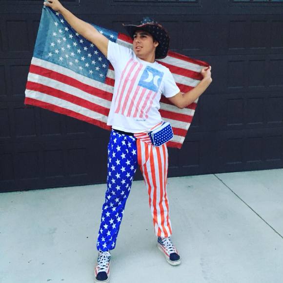 Meet your Posher, Isaac - Picture 1 of 1